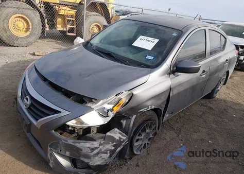 2016 Nissan Versa 1.6 S z USA, uszkodzony, nr VIN 3N1CN7AP2GL896756